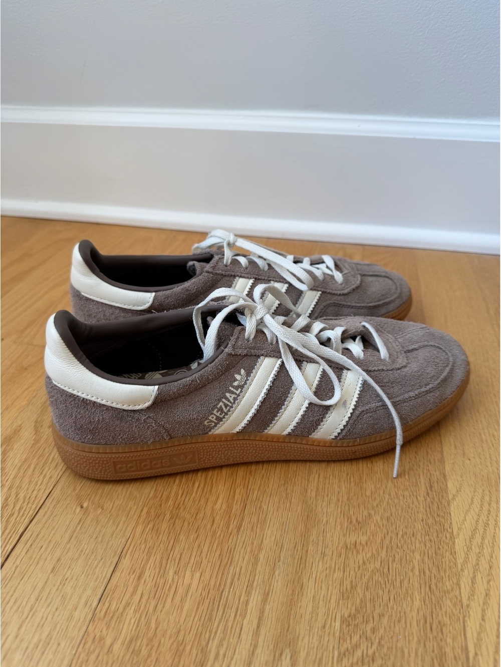adidas Handball Spezial Earth Strata Brown Gum Women’s Size 9 IF6490